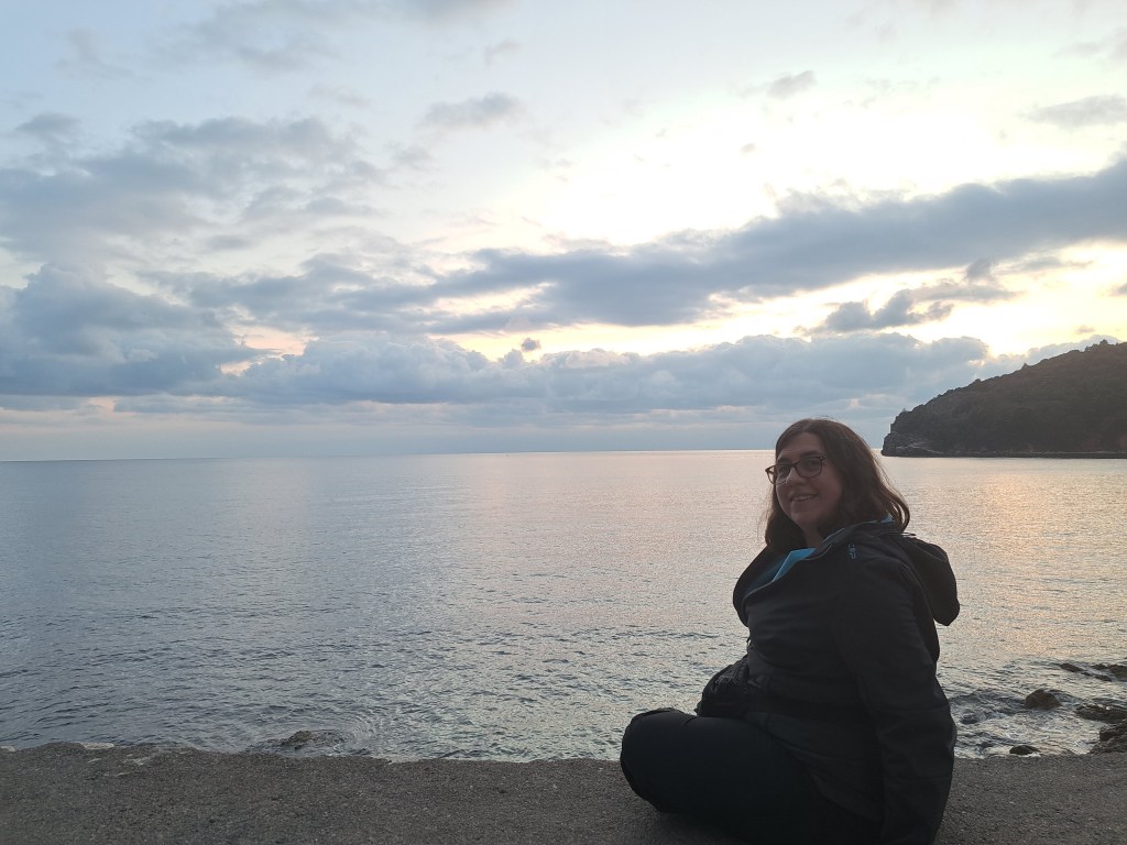 How to Keep Your Routine While Traveling: A Neurodivergent Traveler’s&nbsp;Guide